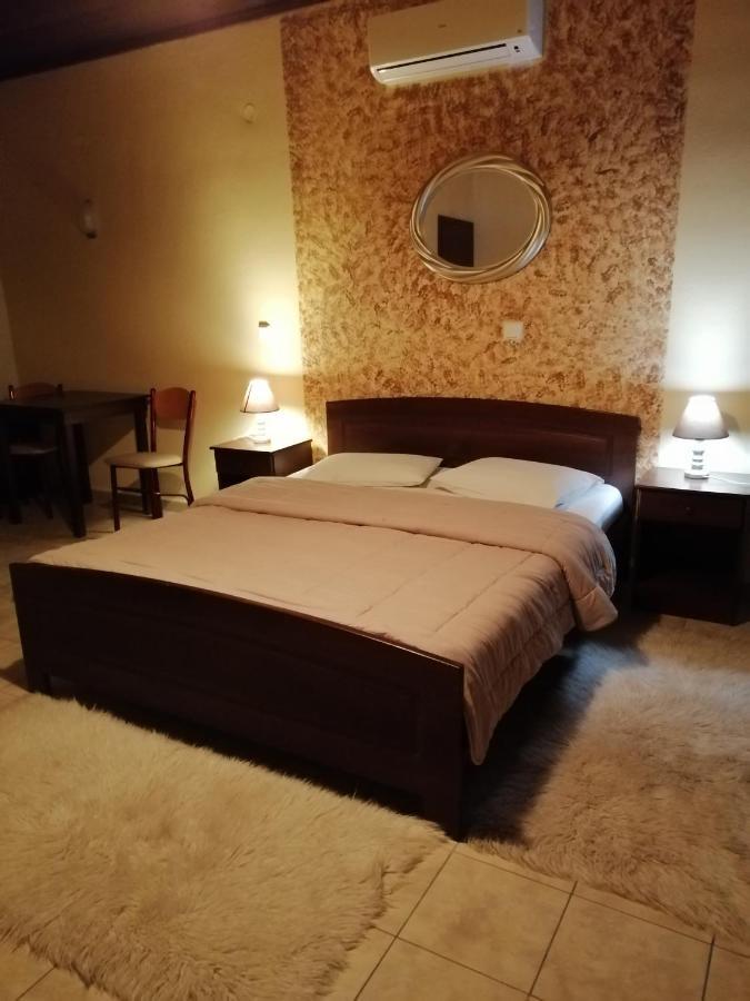 Paradise Studios Káto Loutrákion Εξωτερικό φωτογραφία